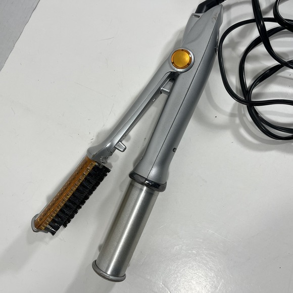 Silver and Black Hair Styling Tool - Picture 1 of 11